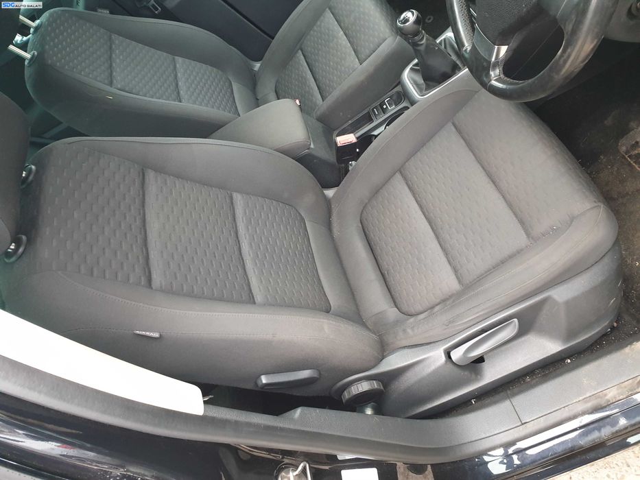 Interior Textil Scaun Scaune Fata Stanga Dreapta FARA Incalzire si Bancheta cu Spatar Volkswagen Tiguan 2007 - 2015 [K1012] [K1013] [K1014] [K1015]