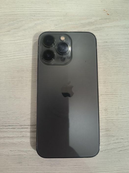Продам iphone 13 про