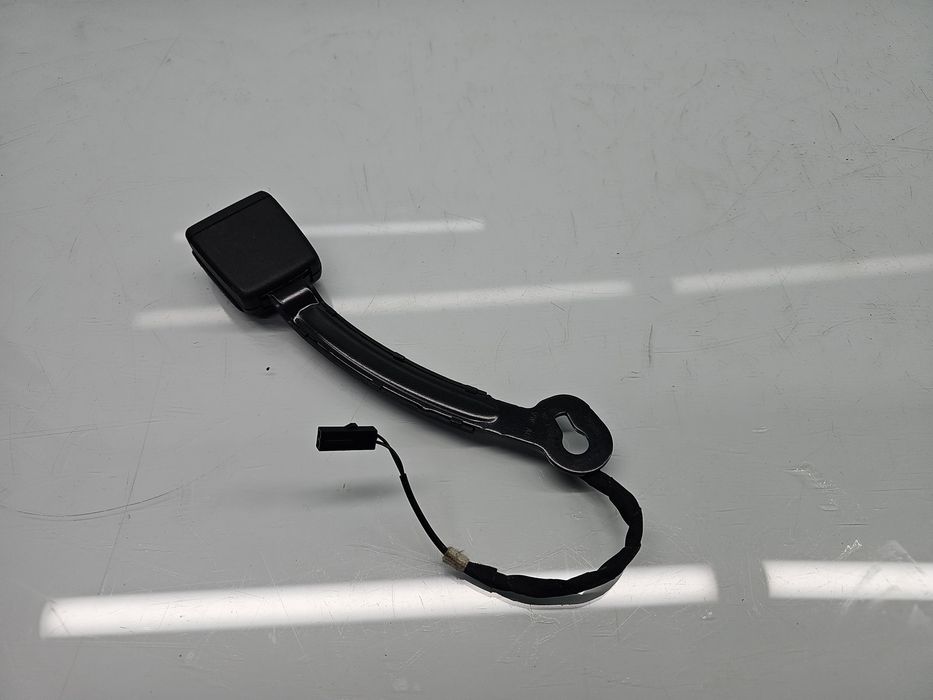 Capsa centura stanga fata Volkswagen Passat B8 Variant (3G5) [Fabr 20