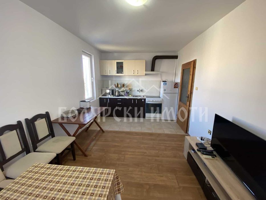 Панорамен тристаен апартамент