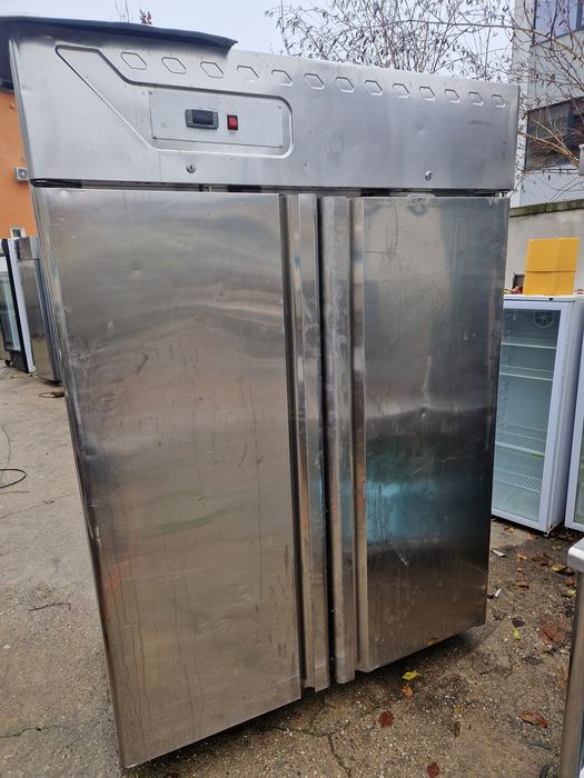 Dulap frigorific, Vitrina calda si rece, Masa calda bain marie