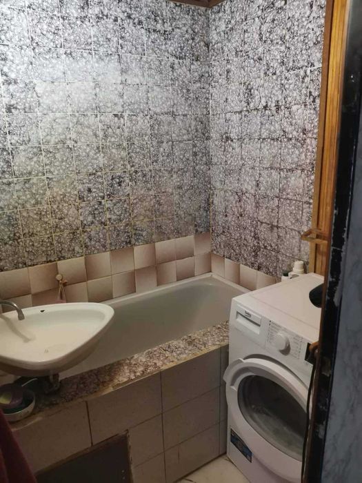 Продава се Тристаен апартамент в София, Красно село - 90 кв.м за 1502 €/кв.м - Снимка #1