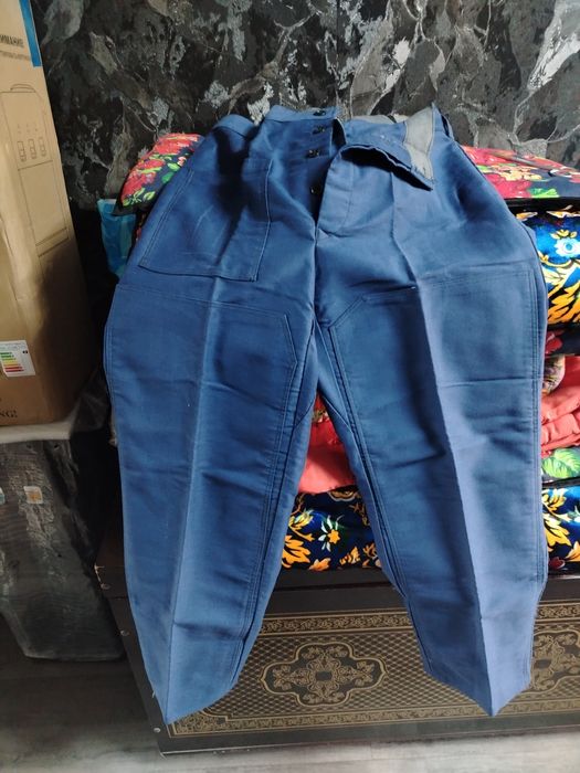 Продам спец одежду размер 50-52 хб.