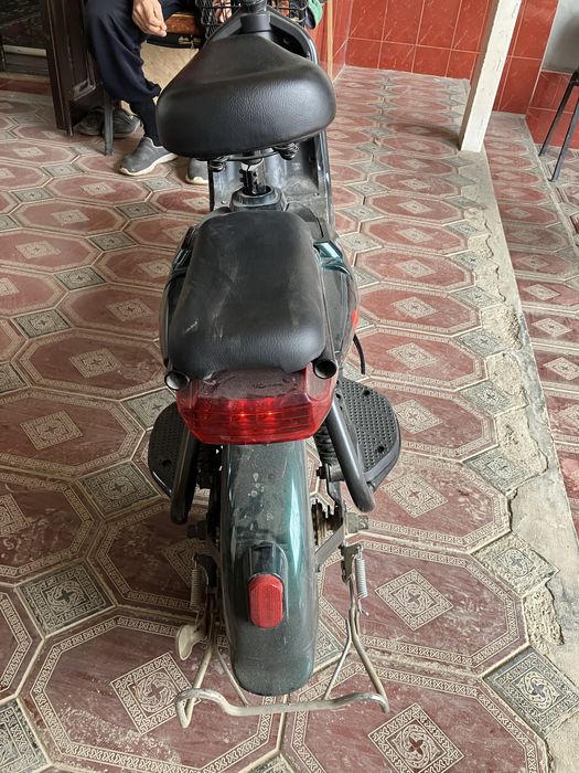 Скутер электро Хитой