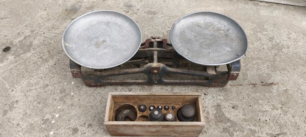 Весы старинные (антиквариат)