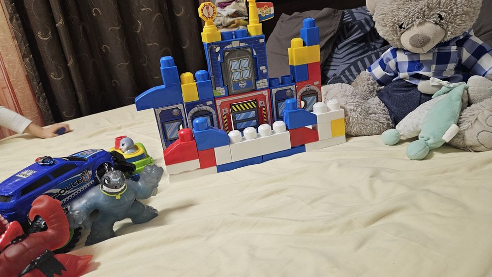 Set jucarii copii: ursulet, masinute, lego