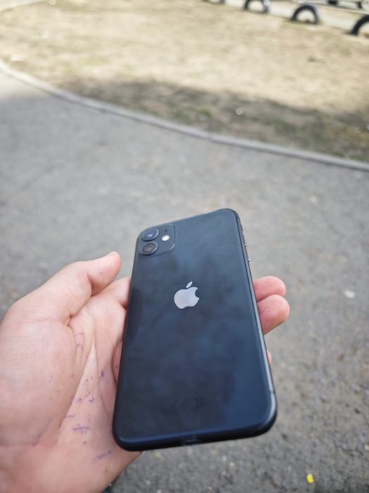 11 айфон 128гб продам/обмен.