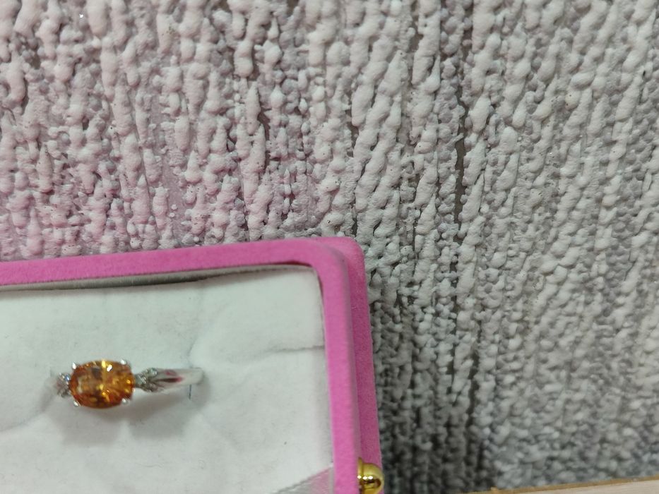 Кольцо серебро с камнем