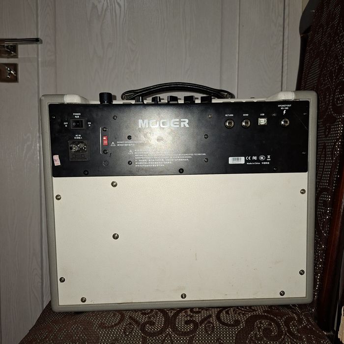 Комбоусилитель Mooer SD30 (30 Ватт) c процессором и лупером

​Цена: 3