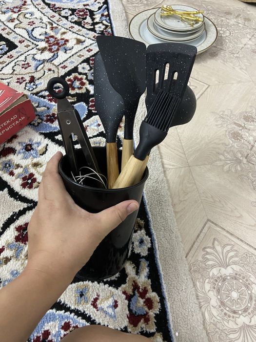 Дешево отдам всю посуду