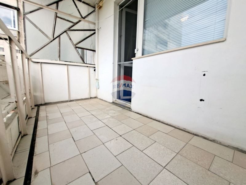 Продава се Тристаен апартамент в Варна, Аспарухово - 62 кв.м за 1069 €/кв.м - Снимка #12