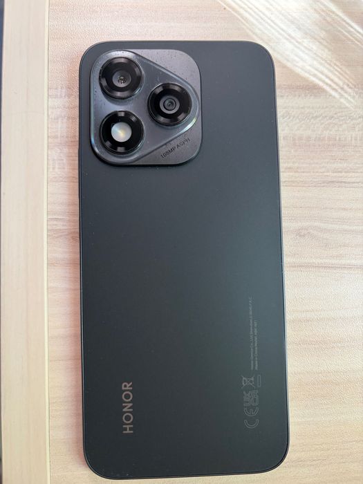 Смартфон HONOR 400 Lite