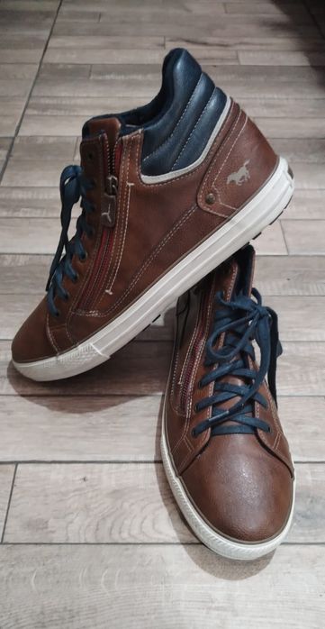 Ghete Mustang Nr 45 , 46