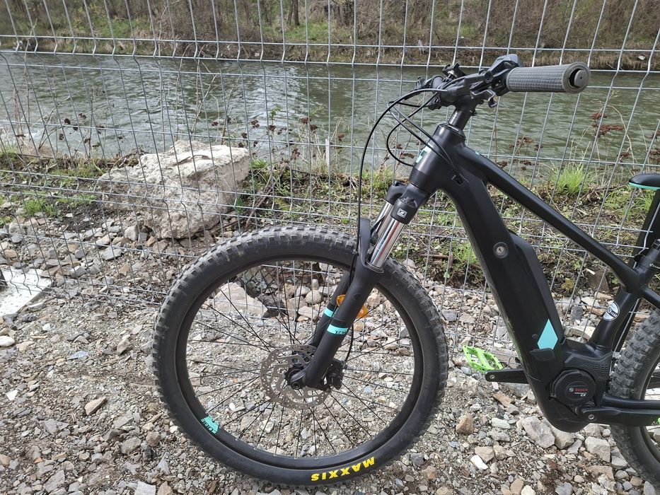 Vand bicicleta electrica CUBE