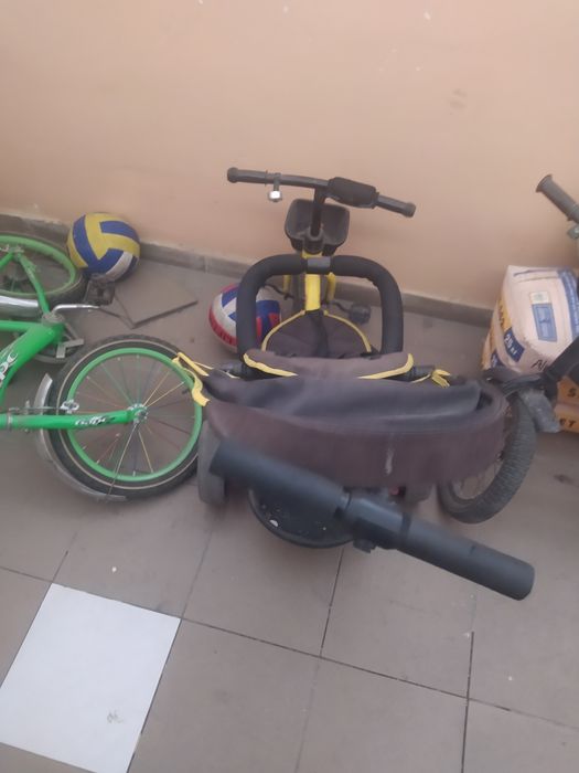 Продам коляску велосипед