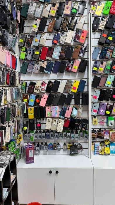 Продам эконом-панели и витрины