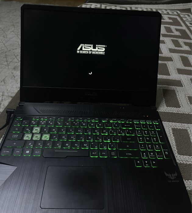 Продам игровой ноутбук