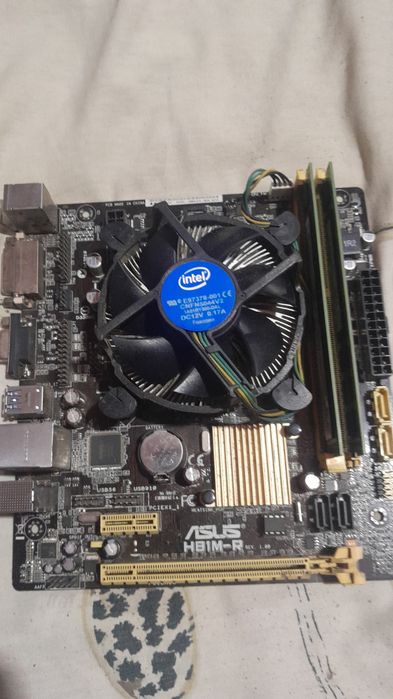 Kit PC i5 7400,8 GB RAM,placa de baza