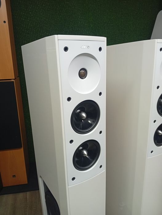 Тонколони JAMO S-606 White piano liqueur