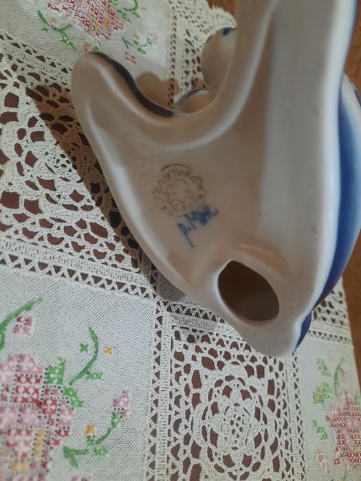 Большая Фарфоровая фигурка " Заяц с репкой "Гжель, ручная роспись, в и