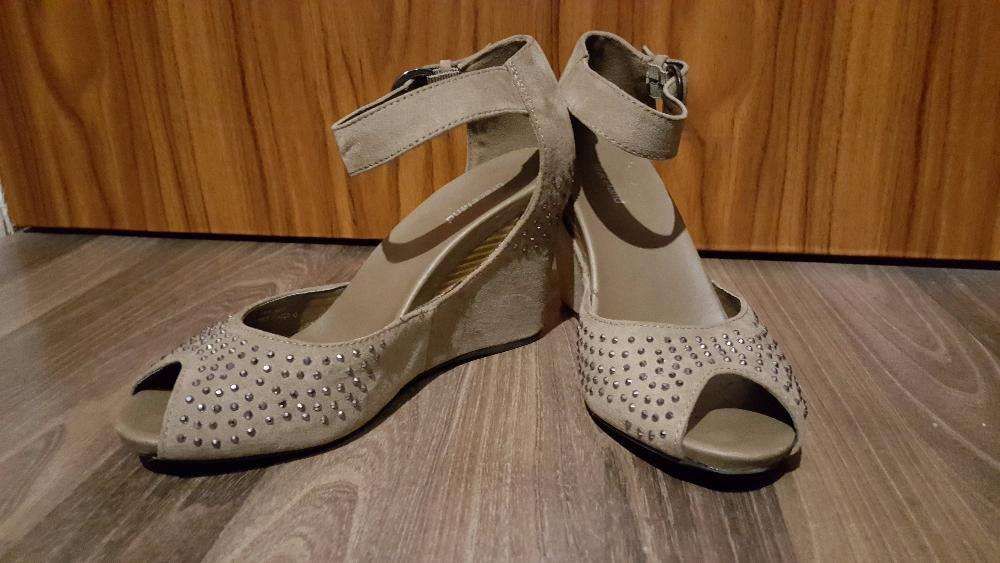 Pantofi  37 Graceland