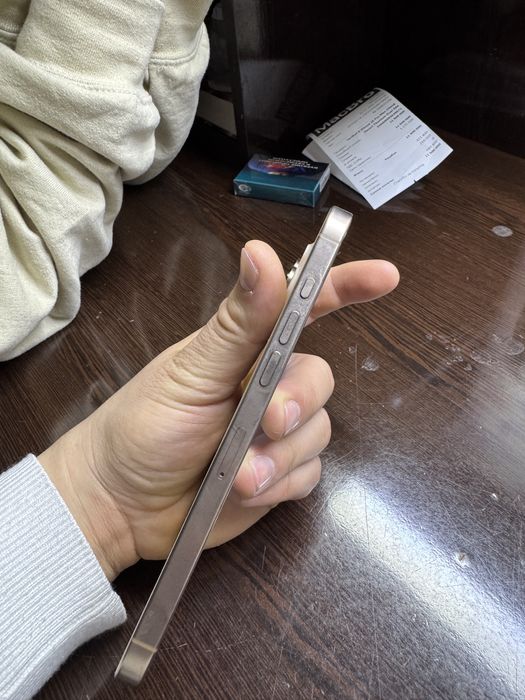 Iphone 16 pro max 256 sim