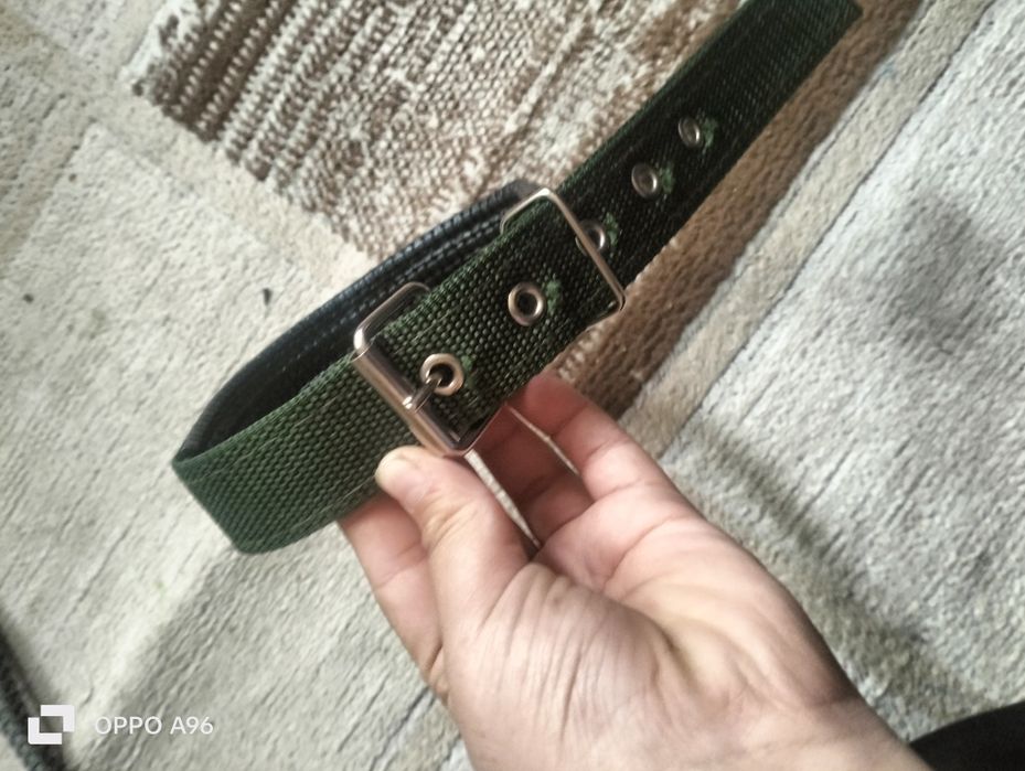 Продам два поводка