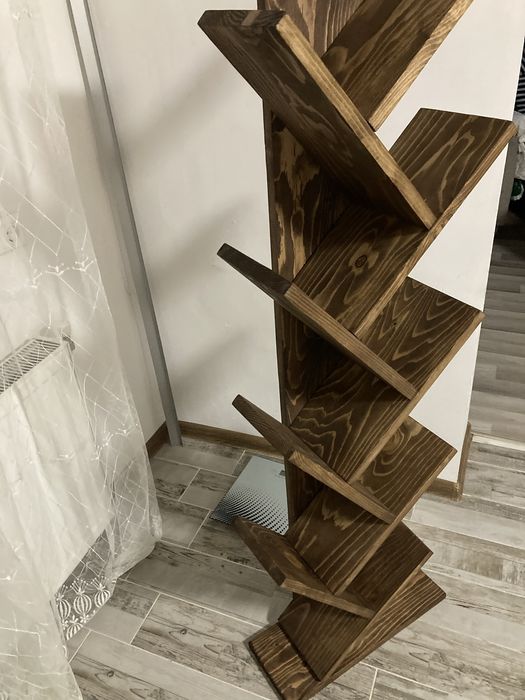 Дървена библиотека, стилна и красива! От естествено дърво!