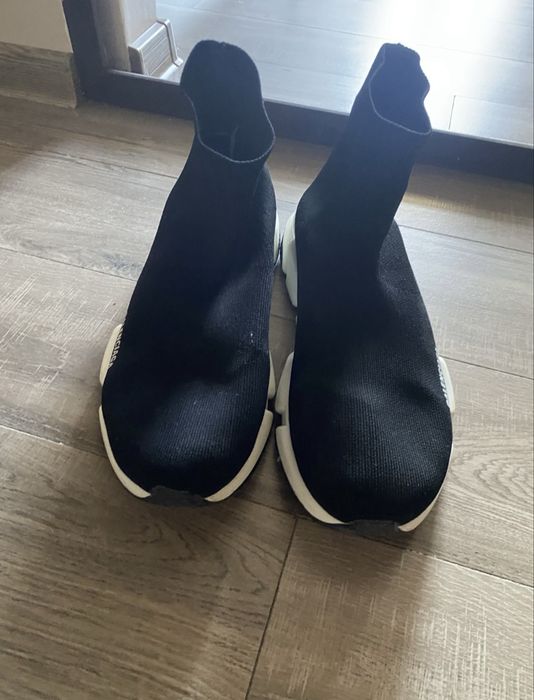 Balenciaga speed traines