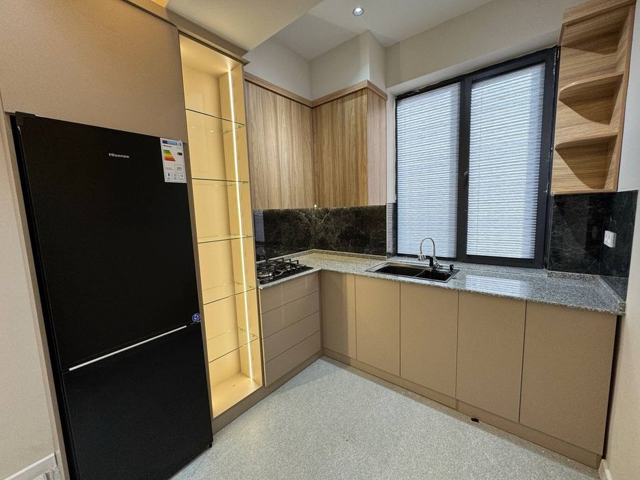 Срочно продаётся 3х ком квартира студи