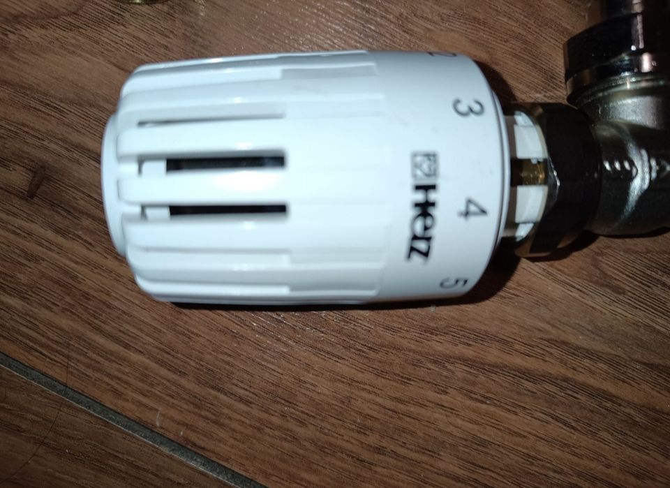 Robinet termostatic herz 3/8 + reducții 1/2