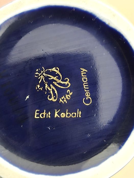 Vază de porțelan din kobalt