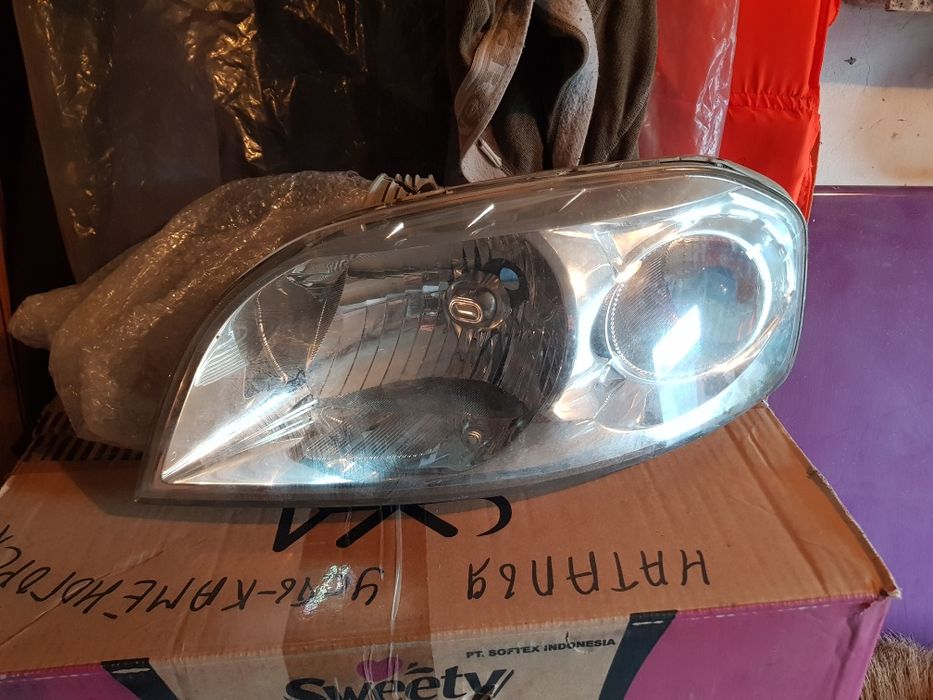 продам оригинальную фару шевроле авео т250