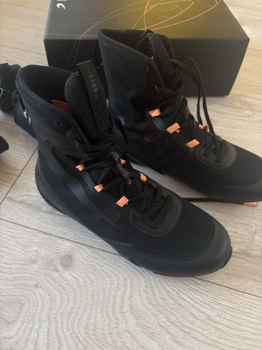 Боксови обувки BOXRAW 41 р + бинтове за бокс 4.5 м