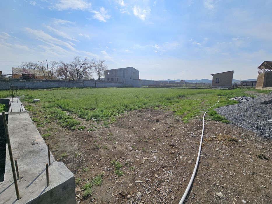 Yer sotiladi!!! Zudlik bilan 10 sotikdan iborat yer uchastkasi sotila