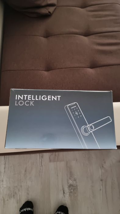 Incuietoare de usa inteligenta, WiFi, Cu telecomanda , Amprenta