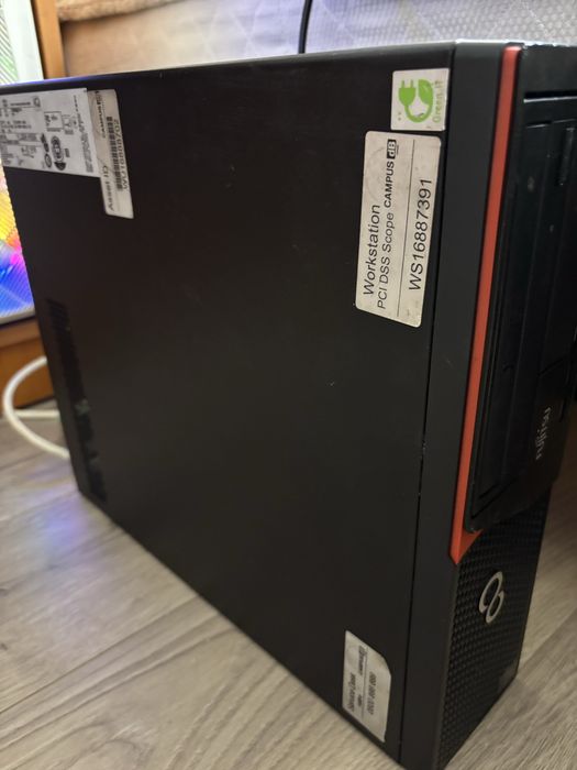 Fujitsu Esprimo | i5 | 12G | 240SSD