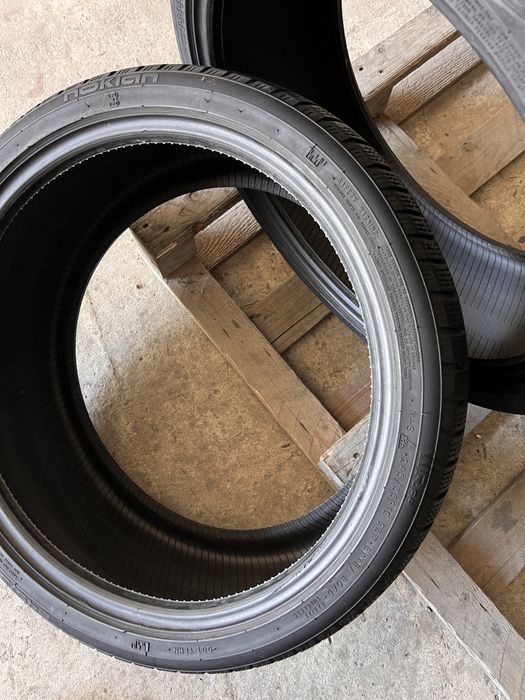 2 anvelope iarna 245/35/19 , nokian , 6.5 mm