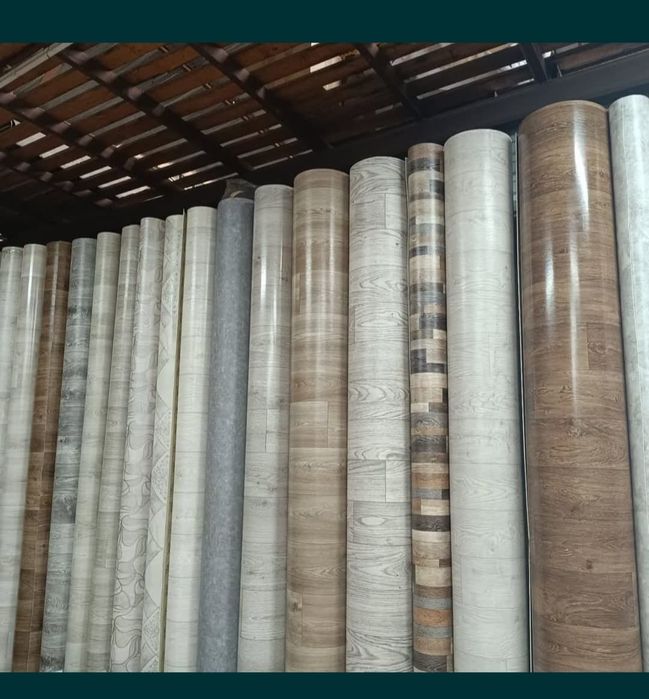 Линолеум и плинтуса со склада