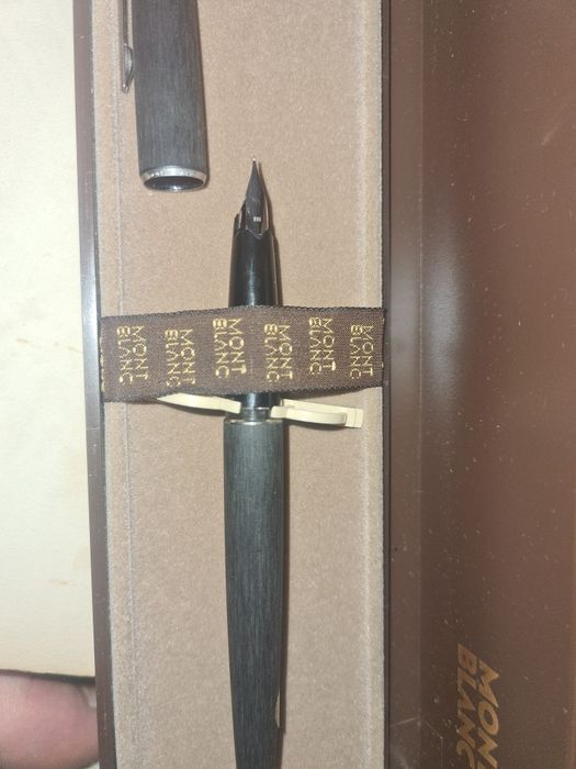 Stilou cu penita de aur