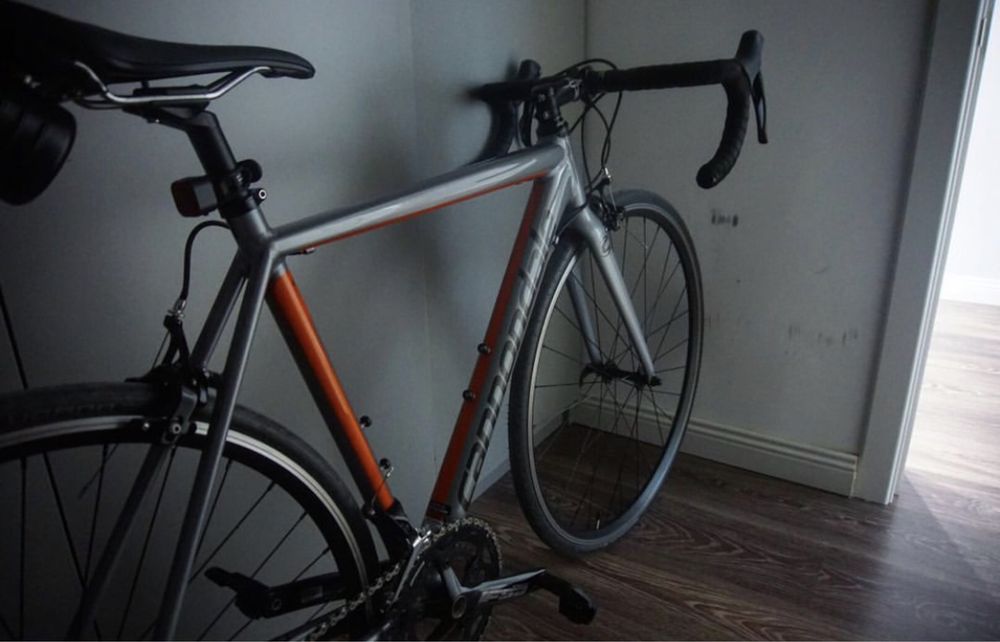 Шоссейный велосипед Cannondale Optimo 105