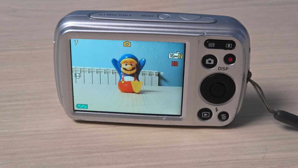 Aparat Foto Compact Casio Exilim EX-N50 – Argintiu, 16.1 MP