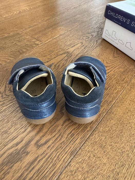 Детски кожени обувки Primigi