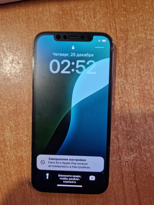 Продам айфон 12 Про