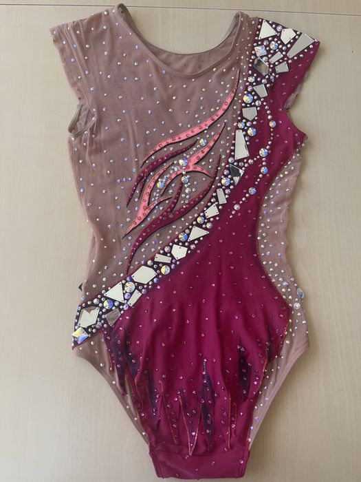 Трико за художествена гимнастика