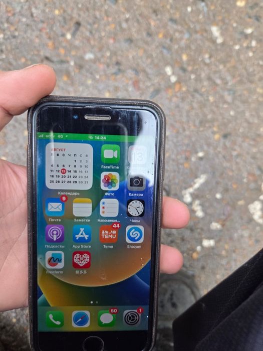 айфон 8 с гарантией