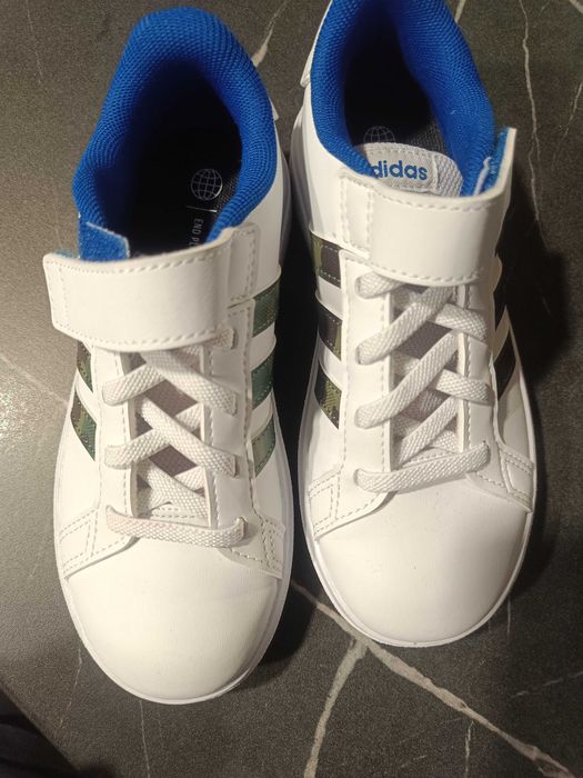 Нови детски маратонки Adidas