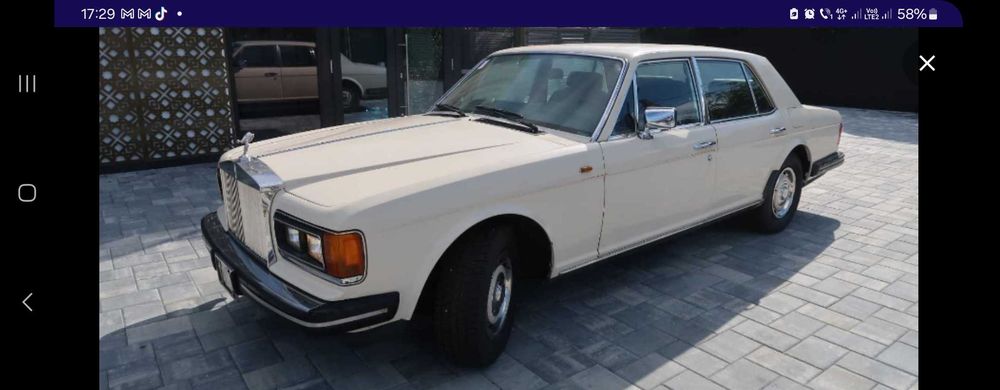 Rolls-Royce Silver Spirit