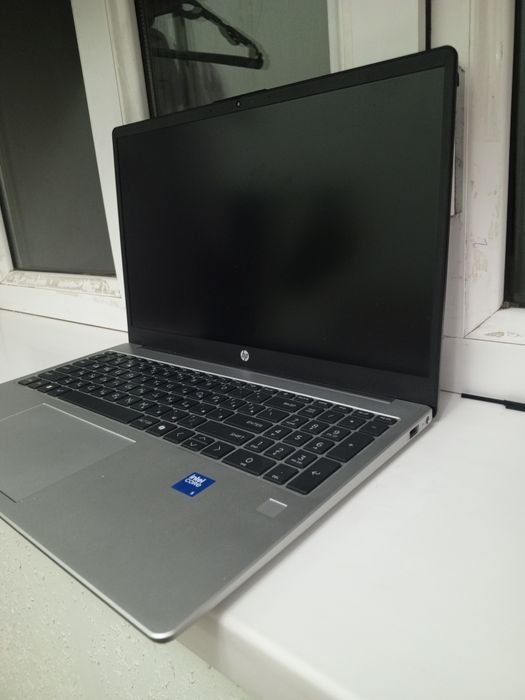 HP 250R G10 Core 5 120U 16GB 512GB SSD