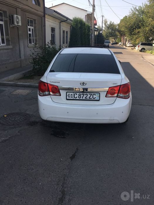 Lasetti Cruz srochna sotiladi